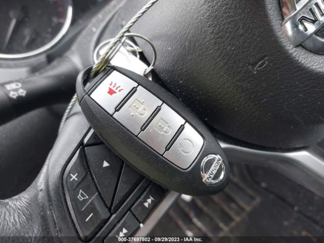 JN1BJ1CR5HW129398 Nissan Rogue Sport Sl
