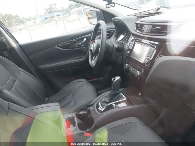 JN1BJ1CR5HW129398 Nissan Rogue Sport Sl