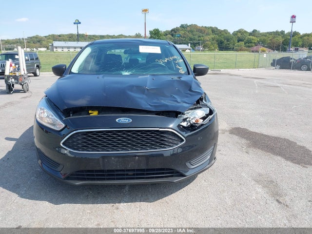 Ford FOCUS S 2017 1FADP3E28HL284230 Image 12