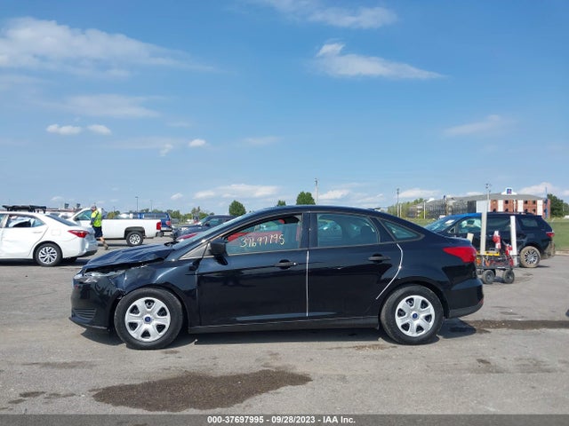 Ford FOCUS S 2017 1FADP3E28HL284230 Image 14