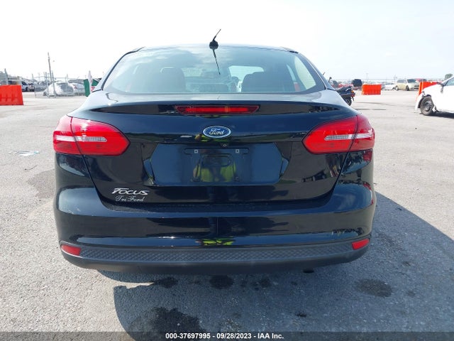 Ford FOCUS S 2017 1FADP3E28HL284230 Image 16