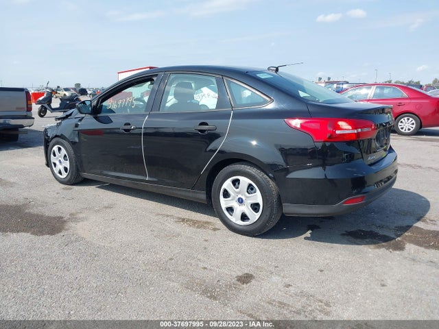 Ford FOCUS S 2017 1FADP3E28HL284230 Image 3
