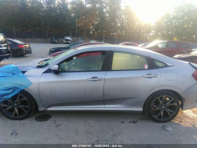 2HGFC2F8XKH553670 Honda Civic Sedan Sport