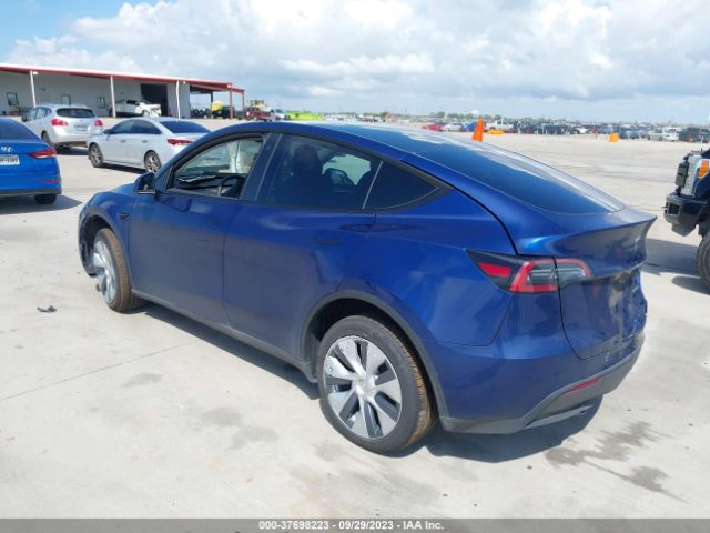 7SAYGDEE5PA053895 Tesla Model Y Long Range