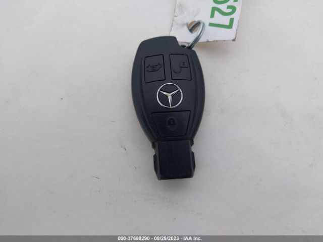 WD4PG2EE7H3317817 Mercedes-Benz METRIS PASSENGER VAN