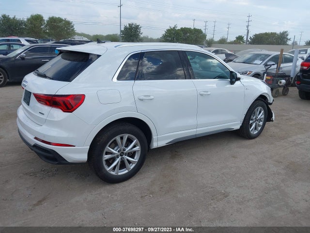 WA1DECF35P1146155 Audi Q3 S Line Premium