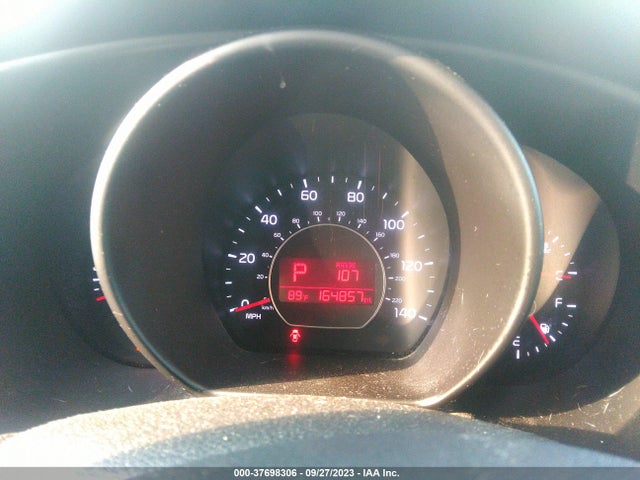 37698306 :رقم المزاد ، KNDJP3A57H7449559 vin ، 2017 Kia Soul + مزاد بيع