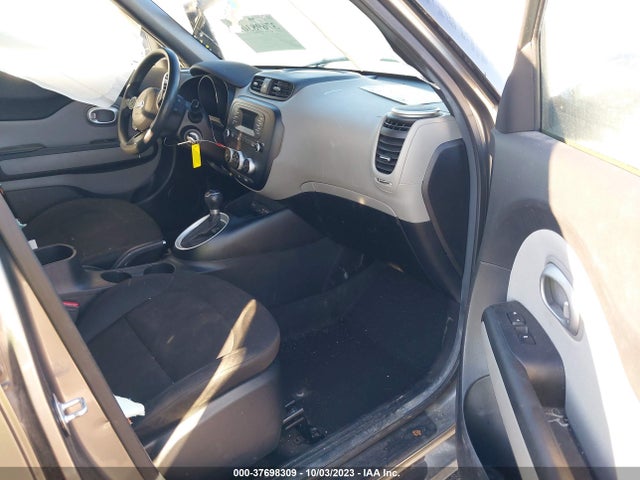 KIA Soul Base 2016 KNDJN2A24G7245743 Image 5