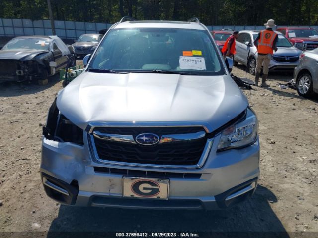 JF2SJADC4HH529921 Subaru Forester Premium