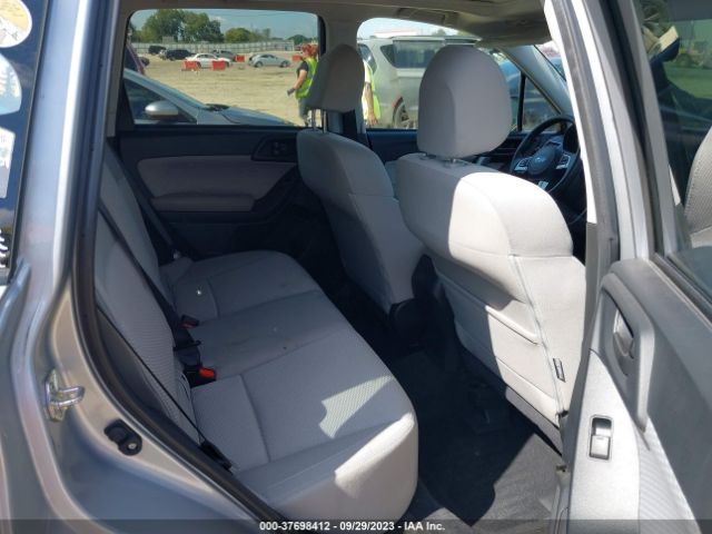 JF2SJADC4HH529921 Subaru Forester Premium