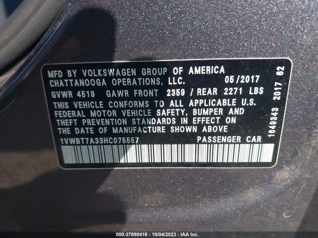 1VWBT7A33HC075557 Volkswagen Passat 1.8t Se