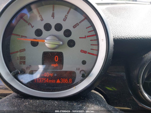 2009 MINI COOPER CLUBMAN WMWML33549TX50740 Photo 6