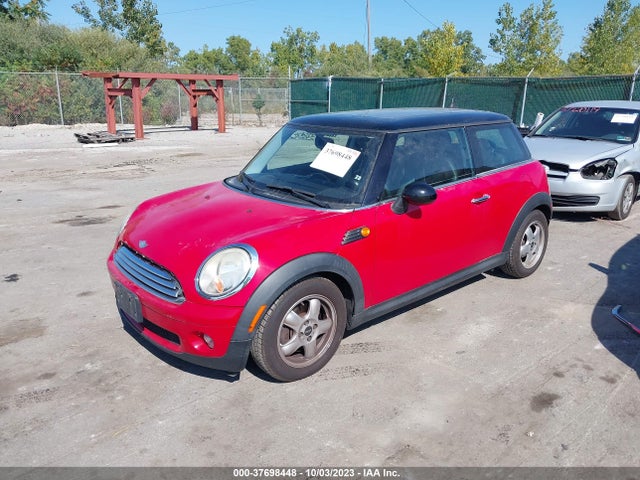 2009 MINI COOPER HARDTOP WMWMF33589TT69951 Photo 1