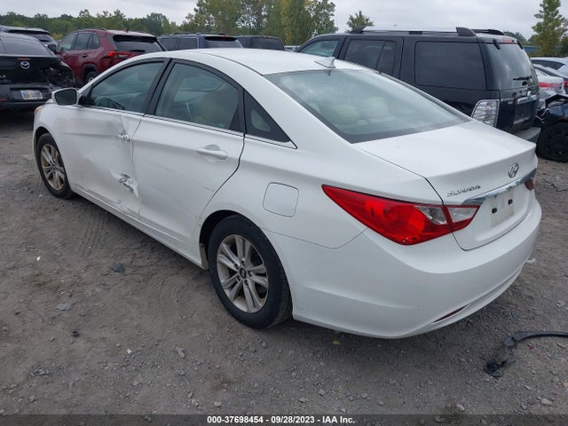 2013 HYUNDAI SONATA GLS VIN: 5NPEB4AC3DH526714