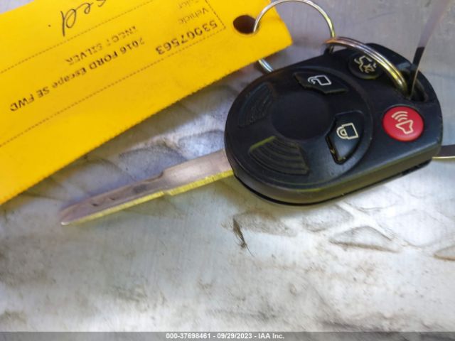 1FMCU0GX3GUC78328 Ford ESCAPE SE