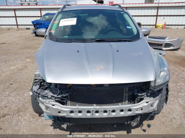 1FMCU0GX3GUC78328 Ford ESCAPE SE