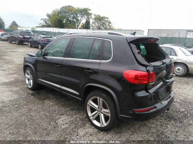 WVGBV7AX8FW109208 Volkswagen Tiguan R-line