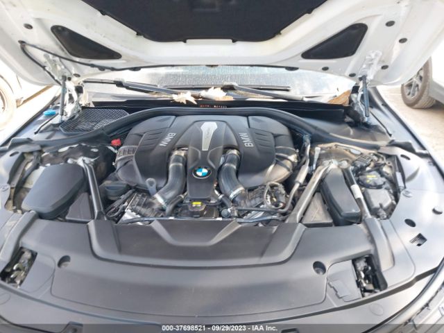 WBA7F0C5XJGM22724 BMW 7 Series 750i