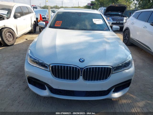 WBA7F0C5XJGM22724 BMW 7 Series 750i