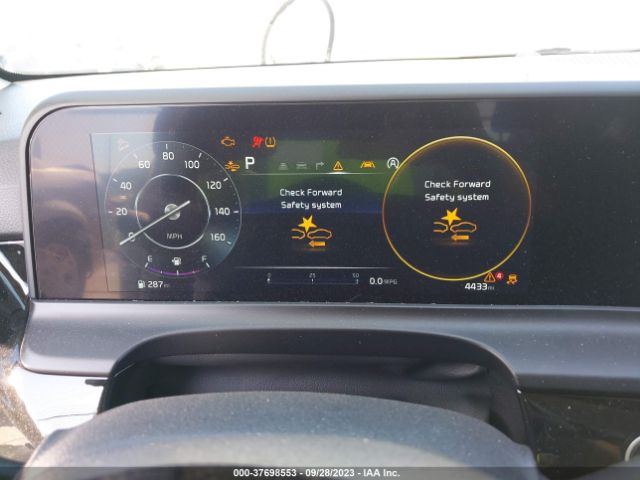 KNDEU2AAXR7523446 KIA SELTOS S