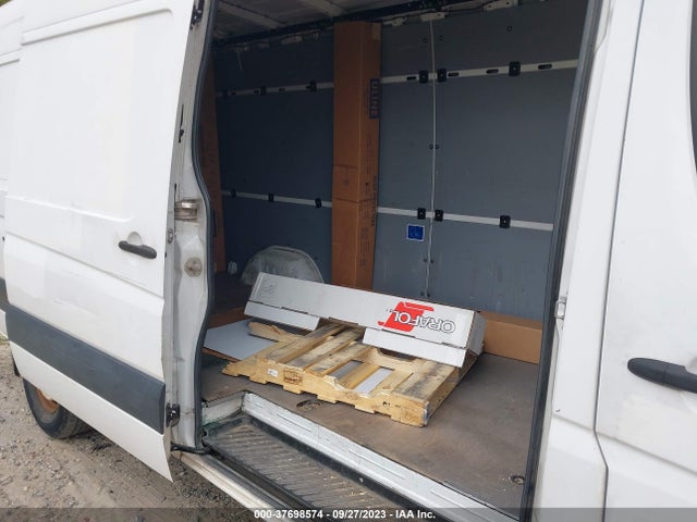 2012 MERCEDES-BENZ SPRINTER CARGO VANS VIN: WD3PE8CB9C5671860
