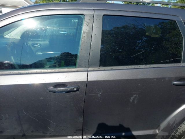 3C4PDCAB8JT524795 Dodge JOURNEY SE