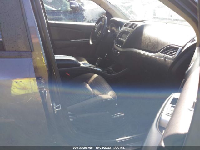 3C4PDCAB8JT524795 Dodge JOURNEY SE