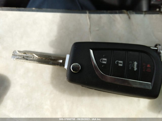 2023 TOYOTA COROLLA LE VIN: 5YFB4MDEXPP025675