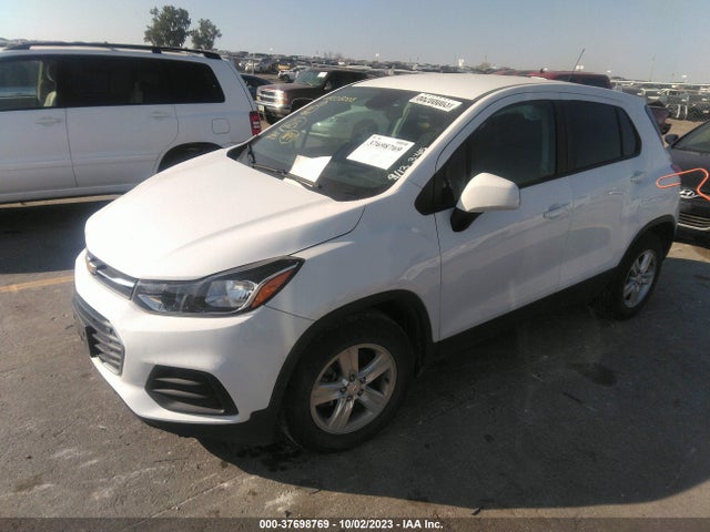 Chevrolet TRAX LS 2020 KL7CJKSBXLB088176 Image 2