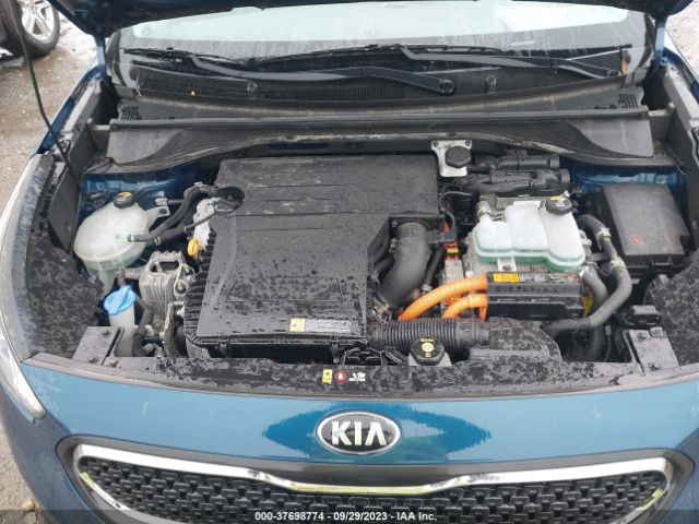 KNDCB3LC3J5125206 KIA NIRO LX