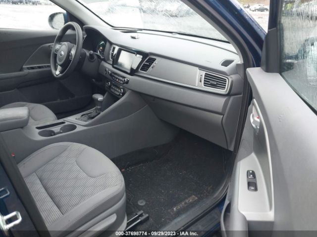 KNDCB3LC3J5125206 KIA NIRO LX