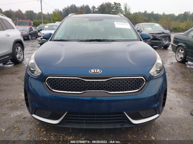 KNDCB3LC3J5125206 KIA NIRO LX