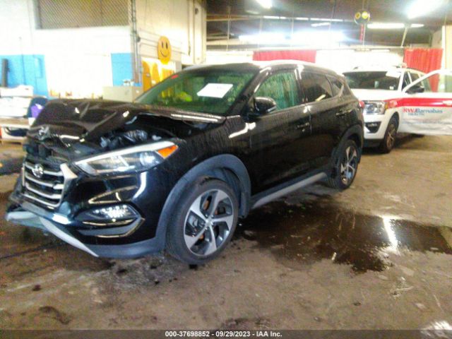 KM8J3CA25HU280012 Hyundai Tucson Sport