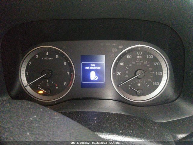 KM8J3CA25HU280012 Hyundai Tucson Sport