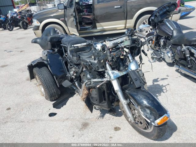 2019 HARLEY-DAVIDSON FLHTCUTG 1HD1MAF17KB850809