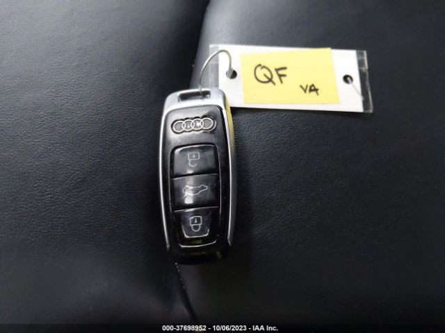 WA1AVAF1XKD014070 Audi Q8 55 Premium