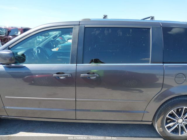 2C4RDGCG1HR573732 Dodge Grand Caravan Sxt