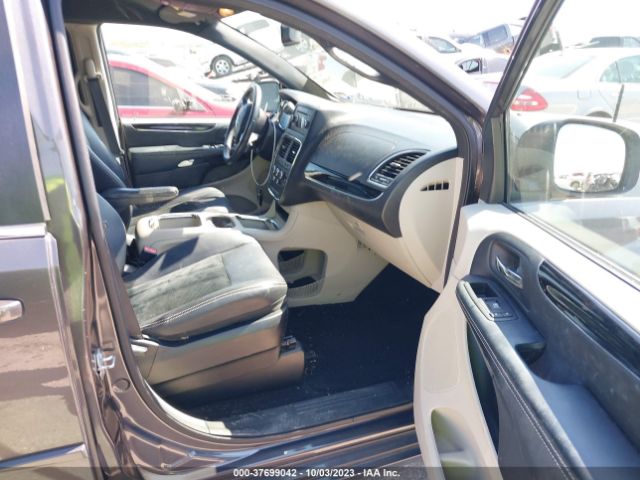 2C4RDGCG1HR573732 Dodge Grand Caravan Sxt