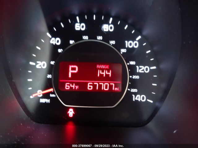 KNDJN2A20E7014044 KIA Soul Base
