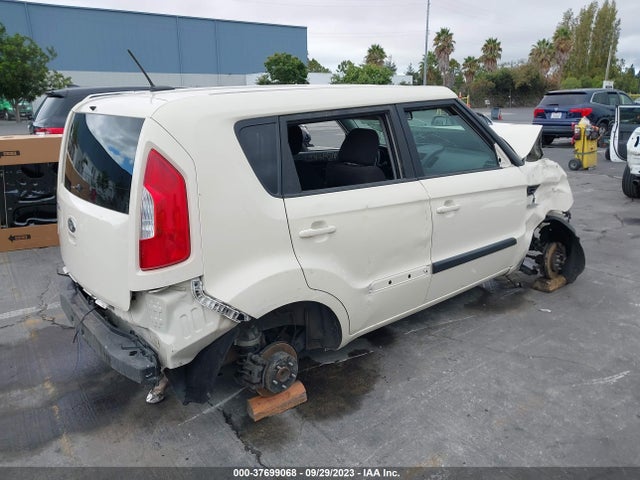 2013 KIA SOUL VIN: KNDJT2A57D7541335