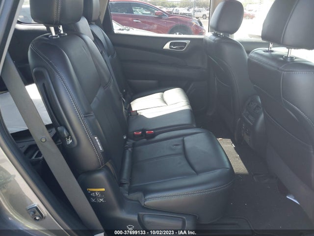 2018 NISSAN PATHFINDER SL VIN: 5N1DR2MN3JC652437
