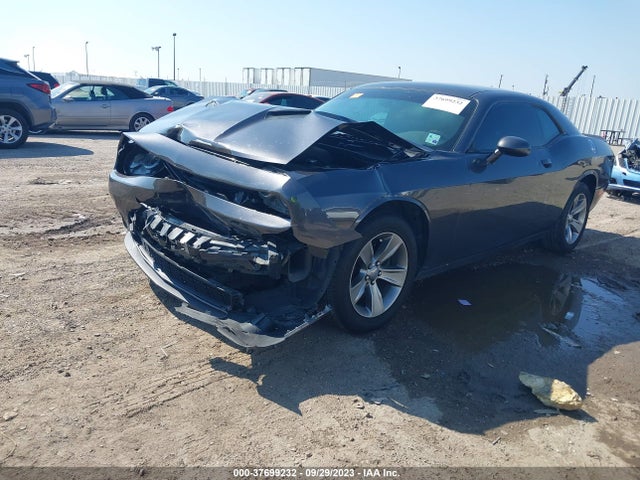 Dodge Challenger Sxt 2018 2C3CDZAG8JH331217 Image 2