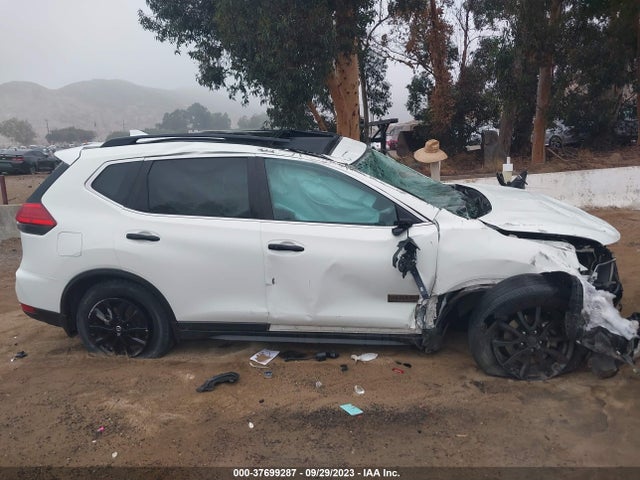 2017 NISSAN ROGUE SV VIN: 5N1AT2MT5HC771250