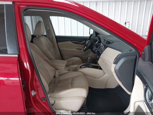 JN8AT2MT1HW403316 Nissan Rogue Sl