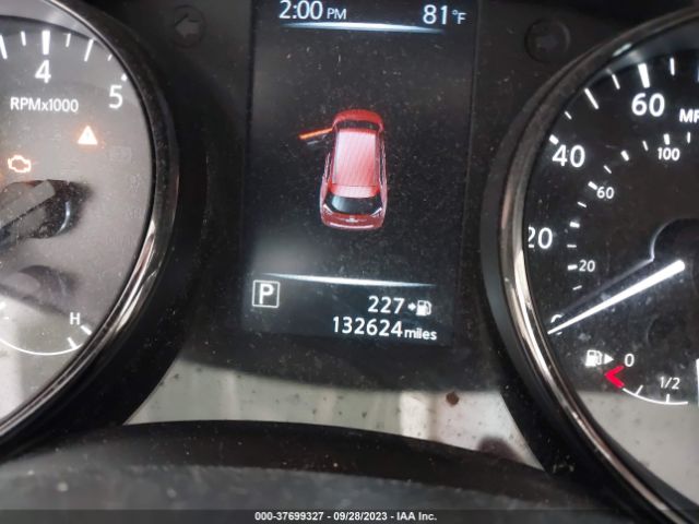 JN8AT2MT1HW403316 Nissan Rogue Sl