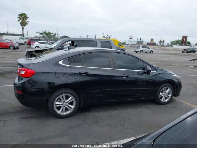 Chevrolet Cruze Lt Auto 2018 1G1BE5SM2J7247755 Image 13