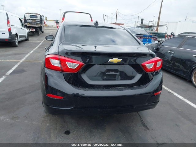 Chevrolet Cruze Lt Auto 2018 1G1BE5SM2J7247755 Image 16