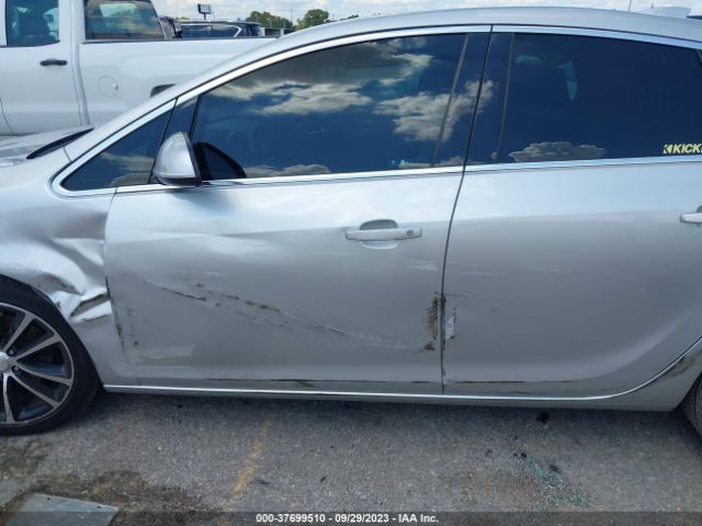 1G4PR5SK0H4117559 Buick Verano Sport Touring
