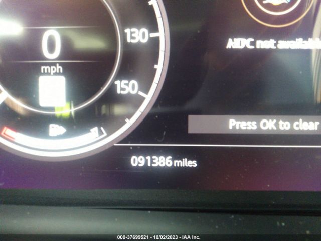 SALRT2RVXJA056475 Land Rover Discovery Hse Luxury