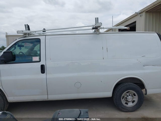 Chevrolet EXPRESS CARGO VAN 2019 1GCWGAFP9K1283530 Image 14
